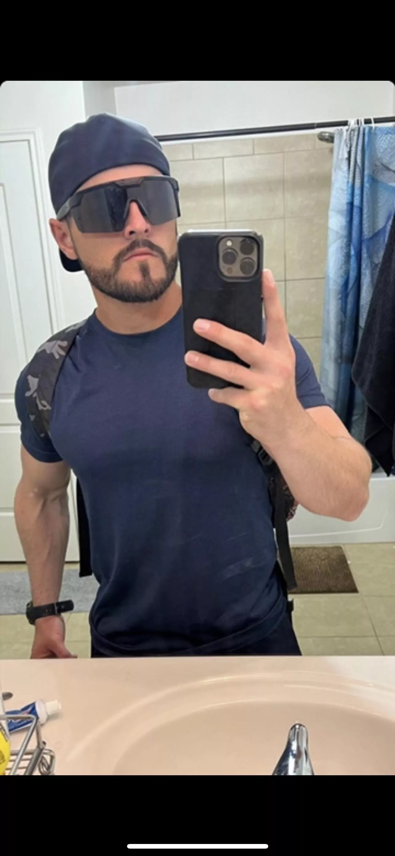 happy monday lets start the week off strong💪🏻 posted by Worldly-Gazelle5558