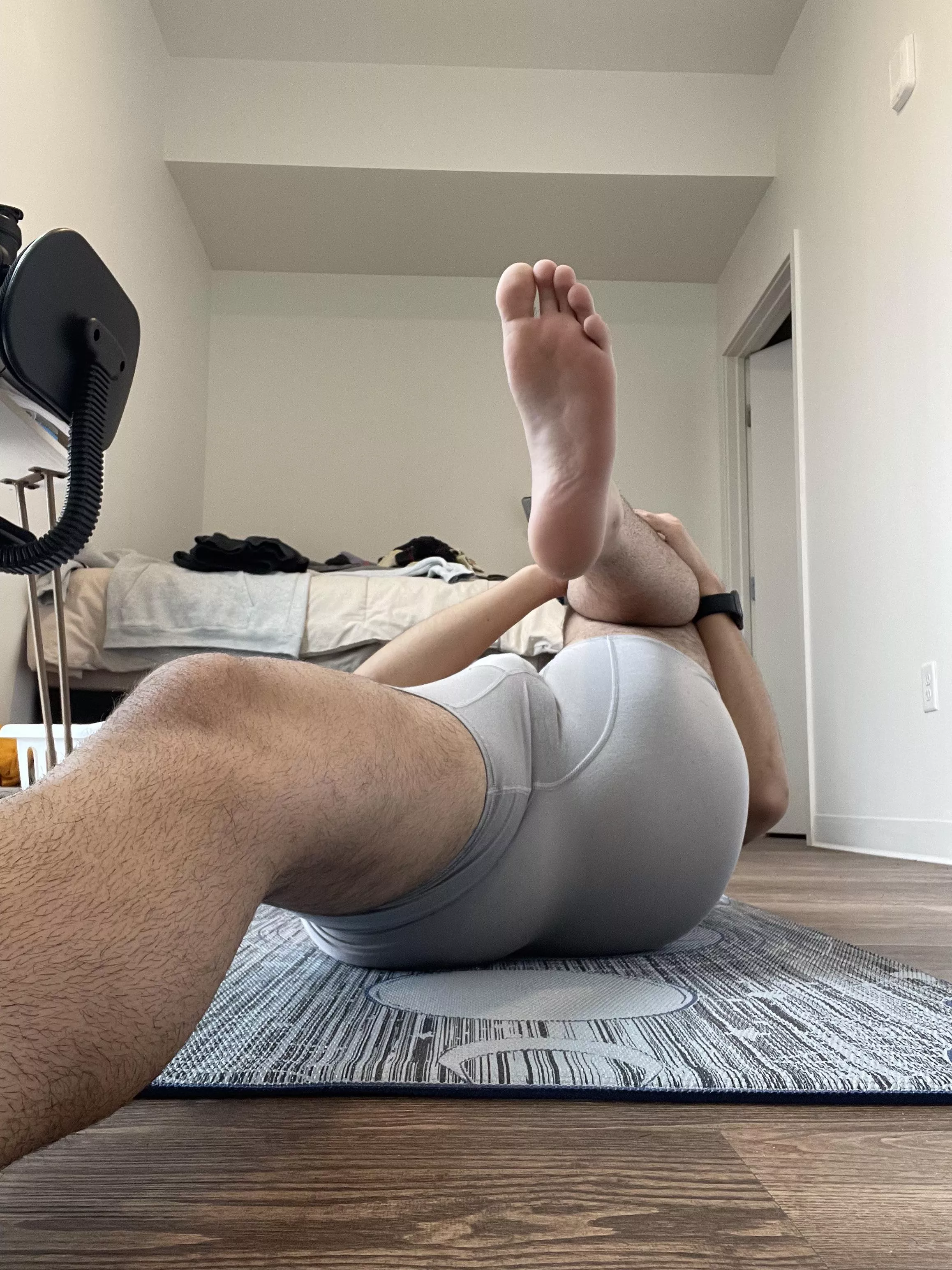 Help me stretch bro? (20) posted by Asu_student247