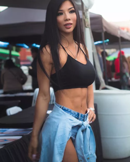 Her abs are insane, DM me if you want to talk about her by Cold_Wave162