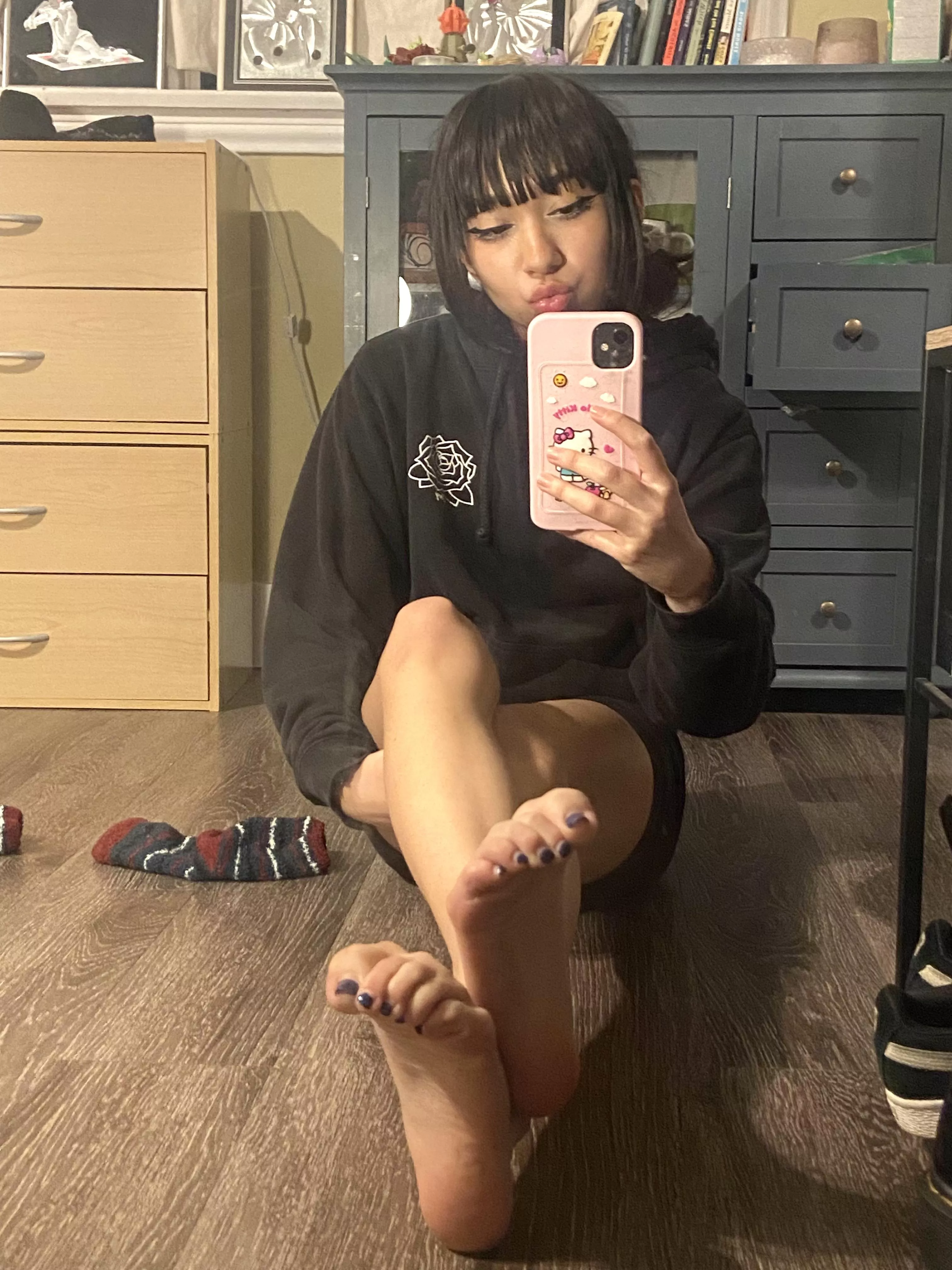 i hope i pop up in your 3am thoughts 💜 posted by MercurySoles