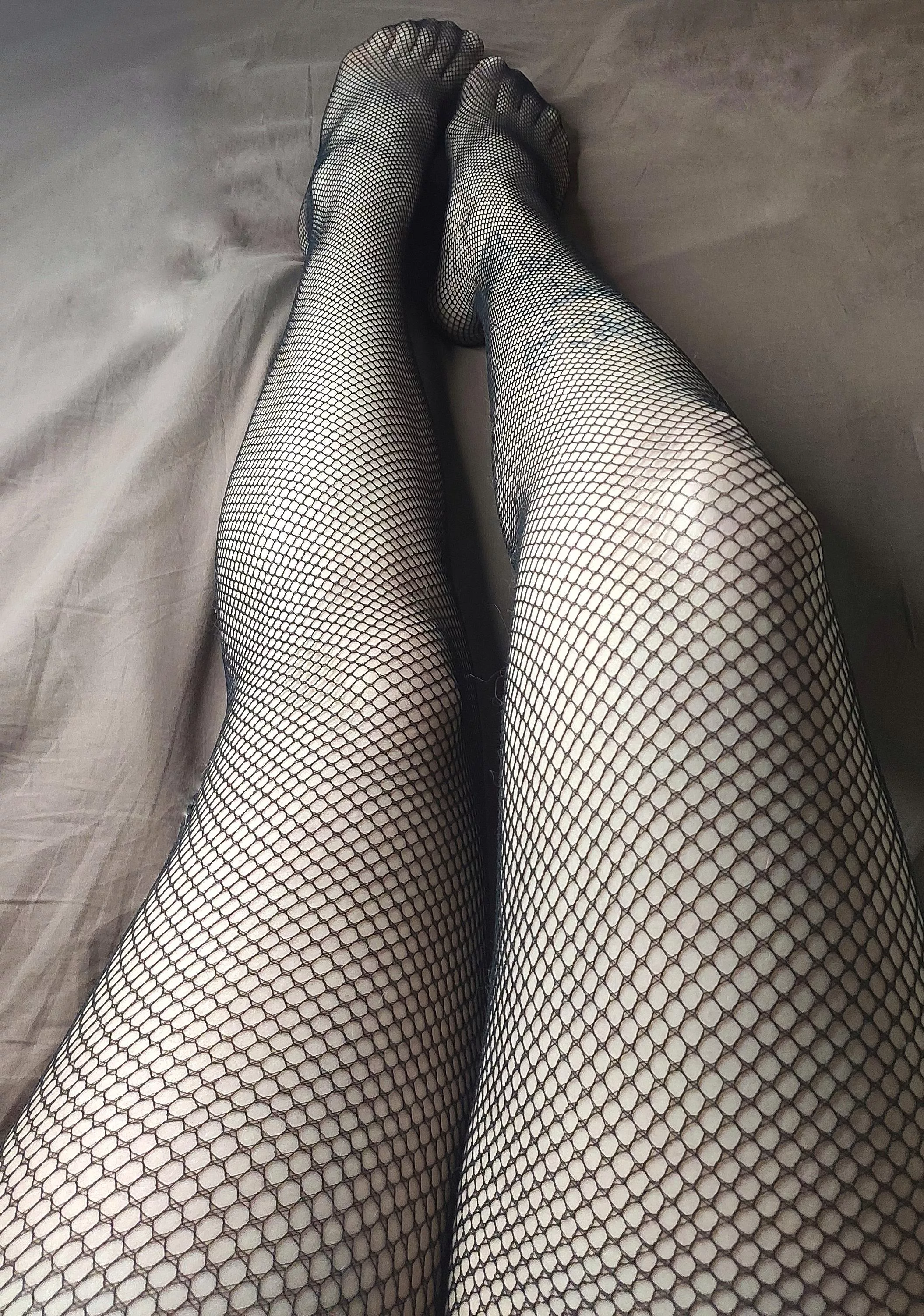 I like the way they squeeze your legs posted by sticky_touch