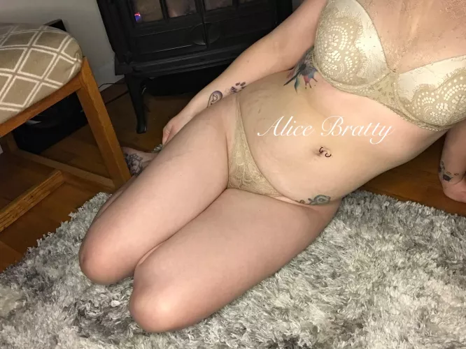 I love to match by AliceBratty