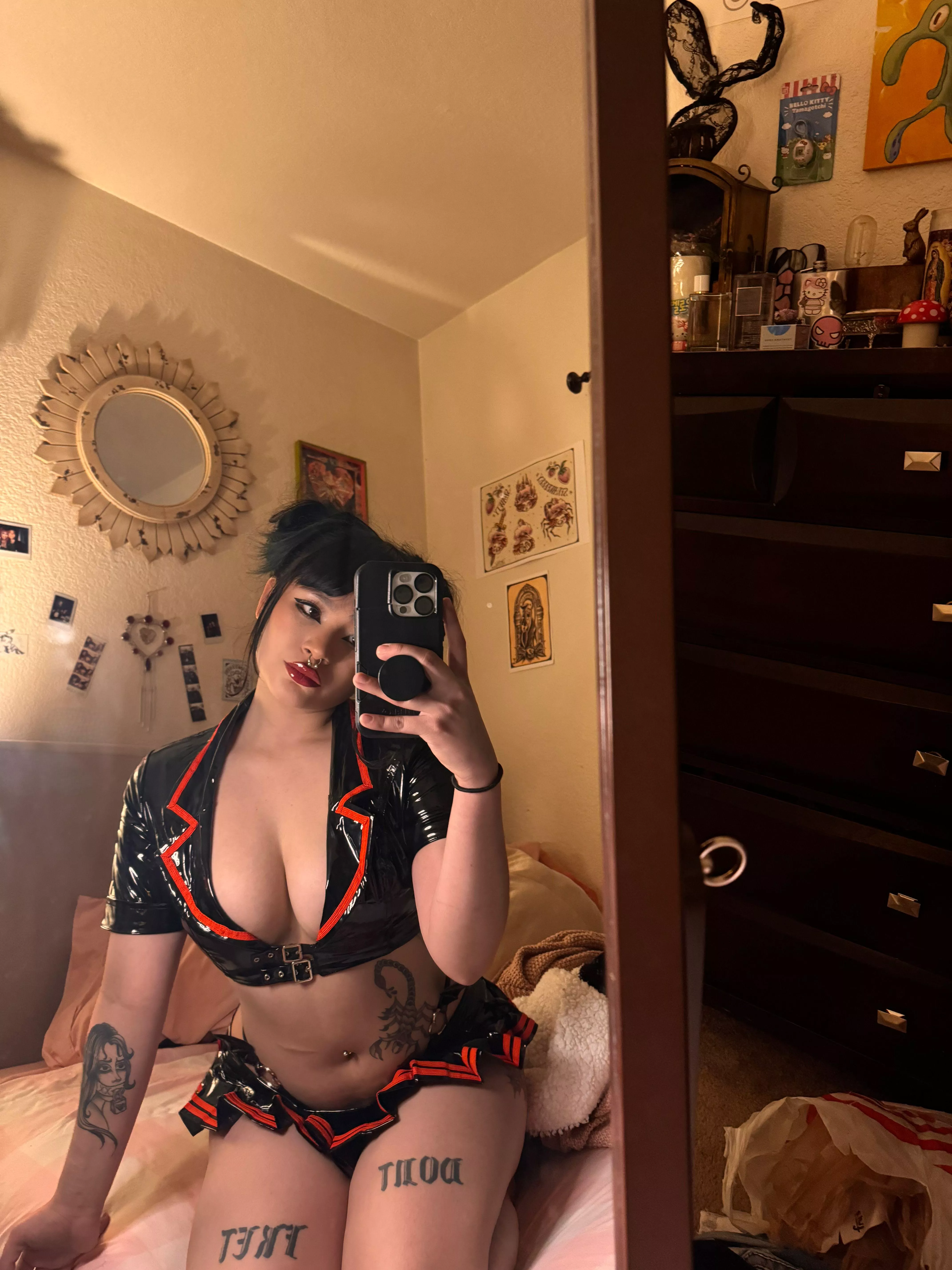 I want you to hug, kiss and fuck this girl posted by amethystbruise