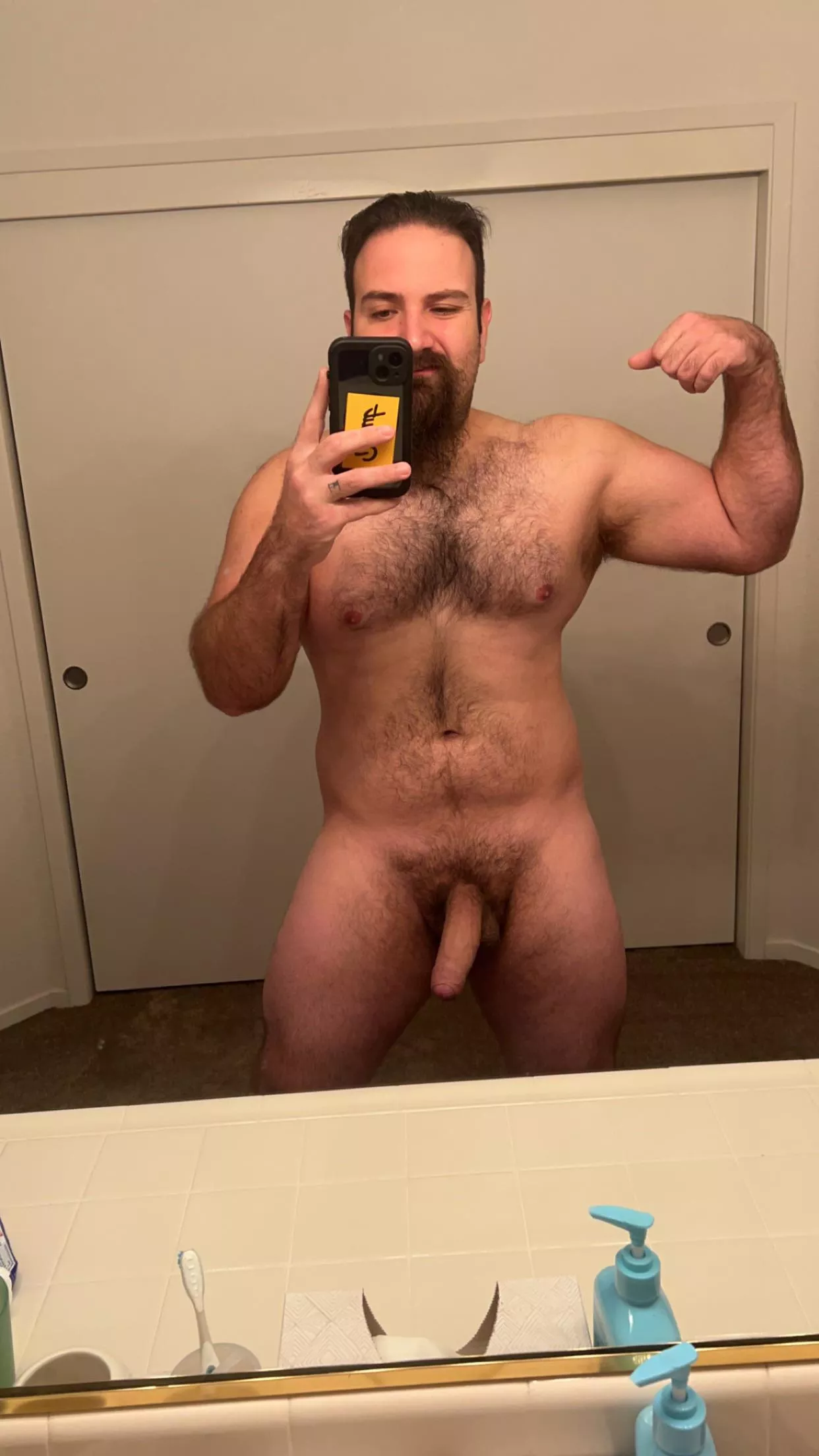 It’s Monday, it’s raining, still not feeling 100% but the show must go on. posted by iDennisG