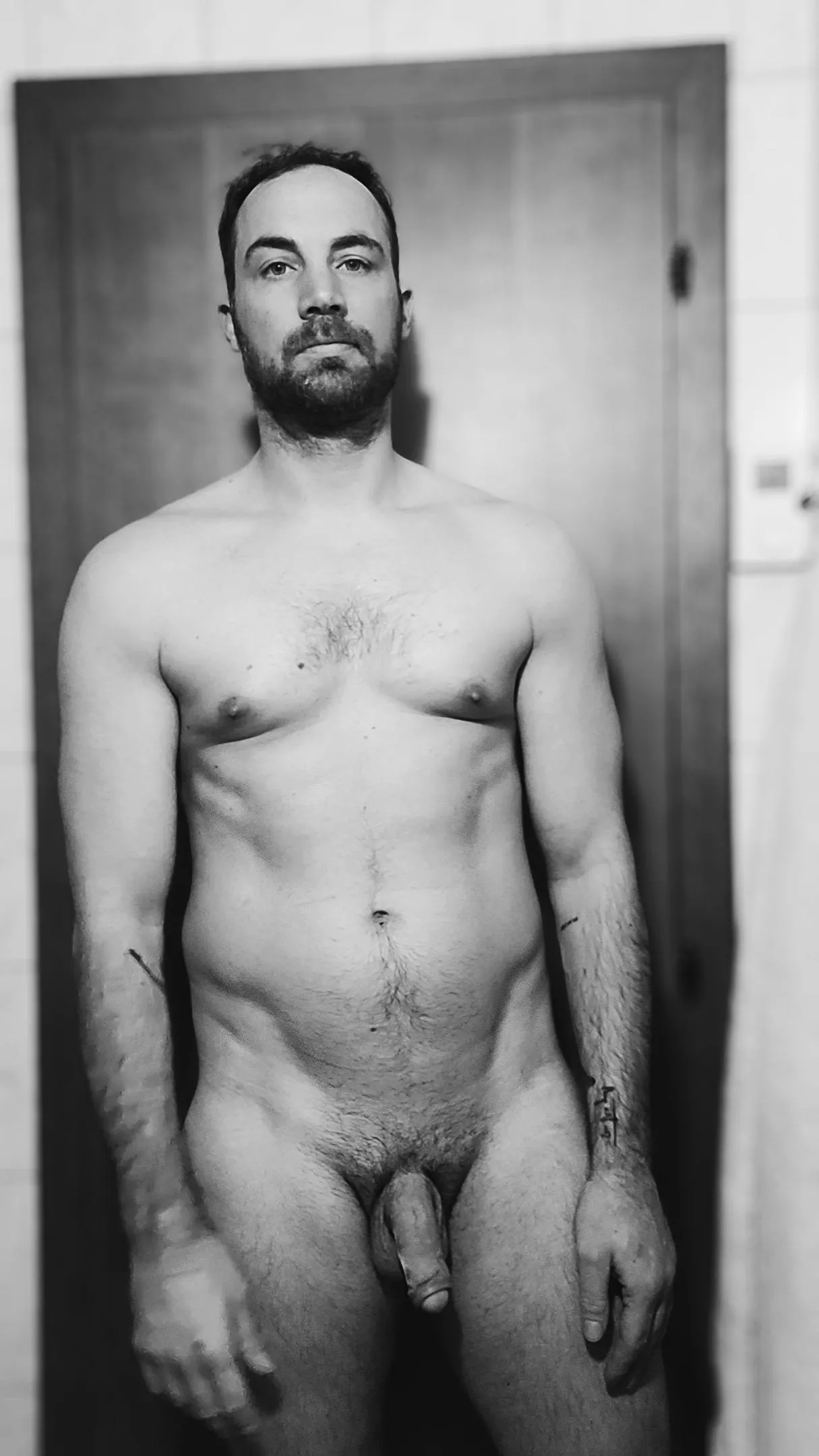 Just me naked ❤️ posted by straighttogay20