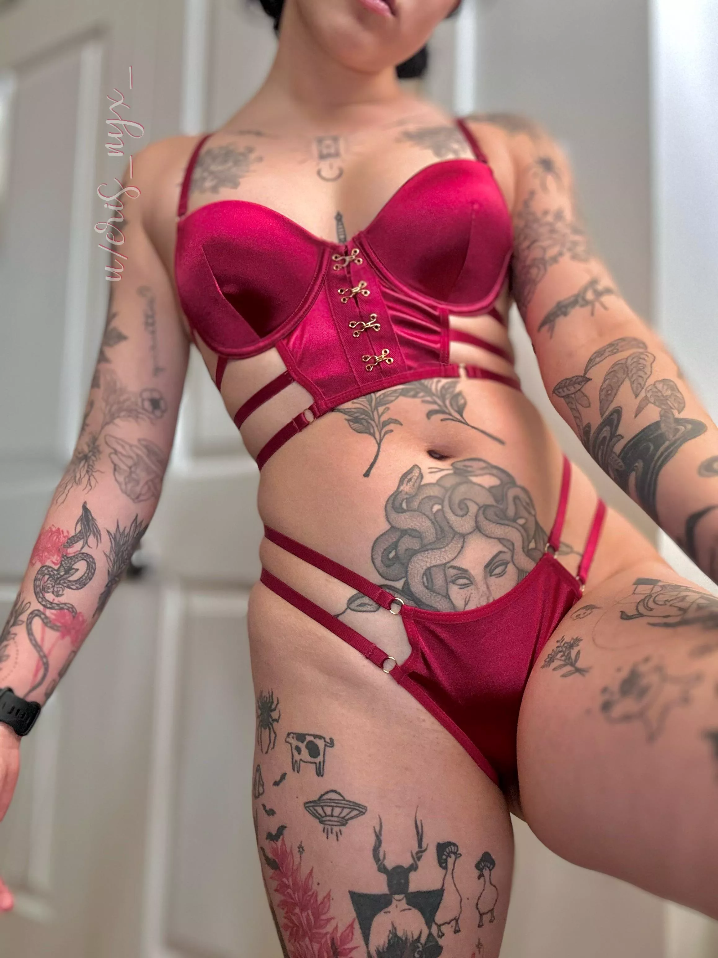 Let me step on you 👀 posted by eris_nyx_