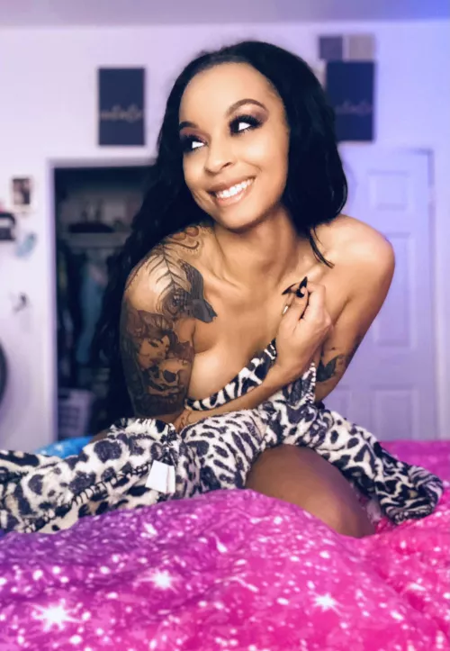 lets hit monday hard :P by luciferxkitty