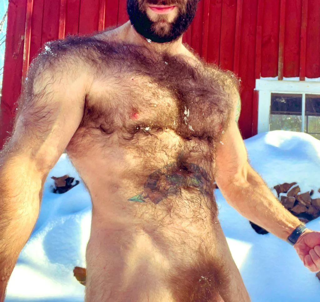 Love posing in the snow ❄️ posted by Dirty_Farmer_John