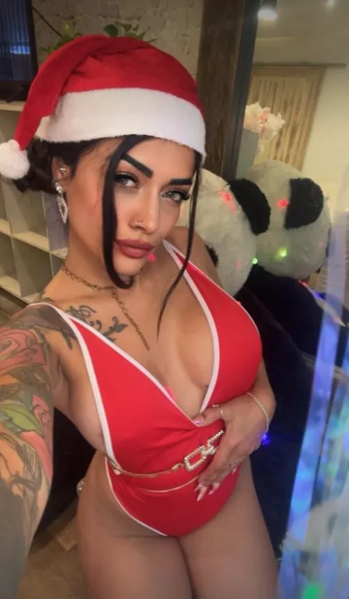 Mama noel got some presents for you 😈 by Soy-Lizzy