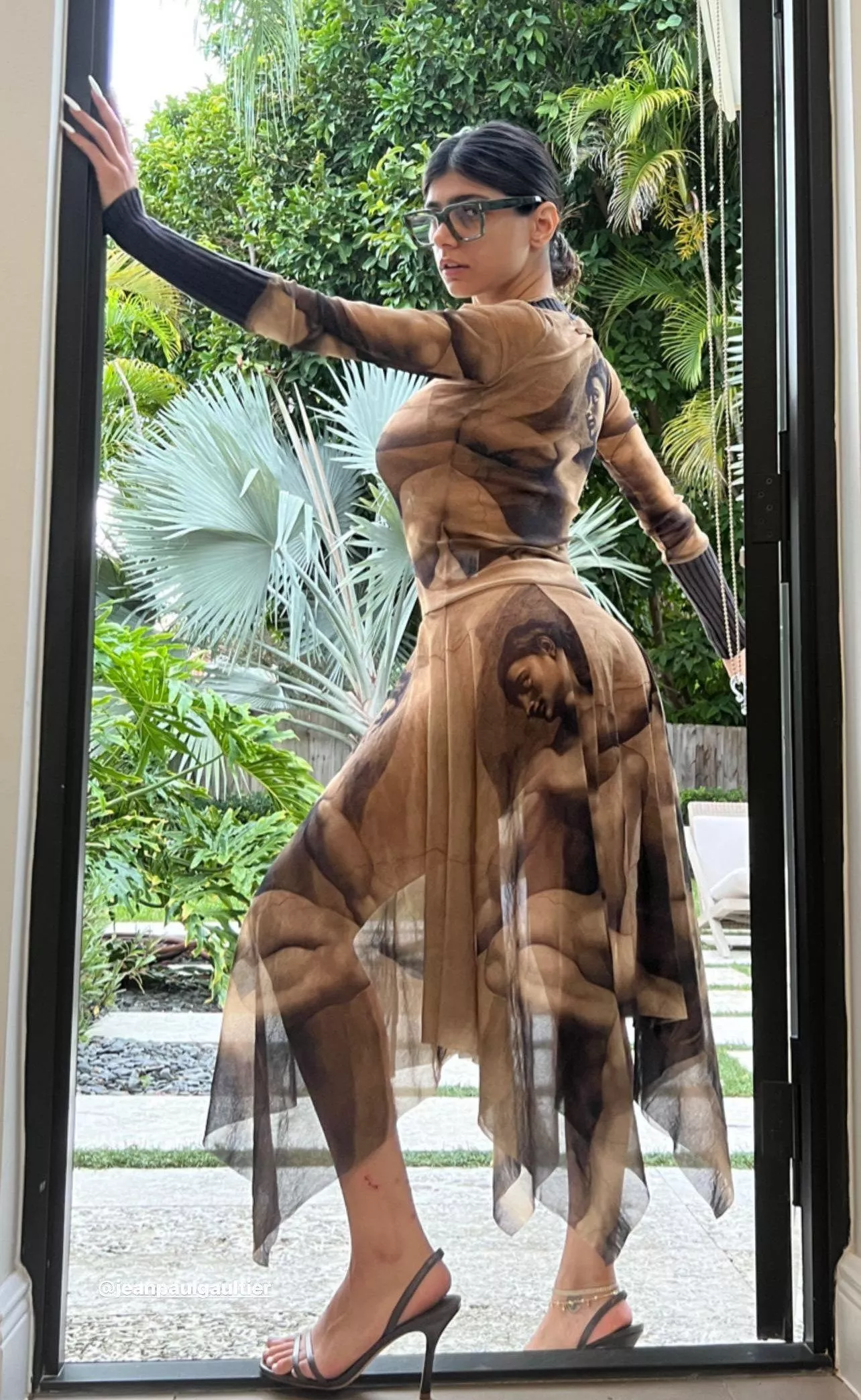 Mia khalifa posted by Rude_Panic_3263