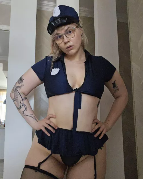 My thighs can be great headphones. by bunnytwist