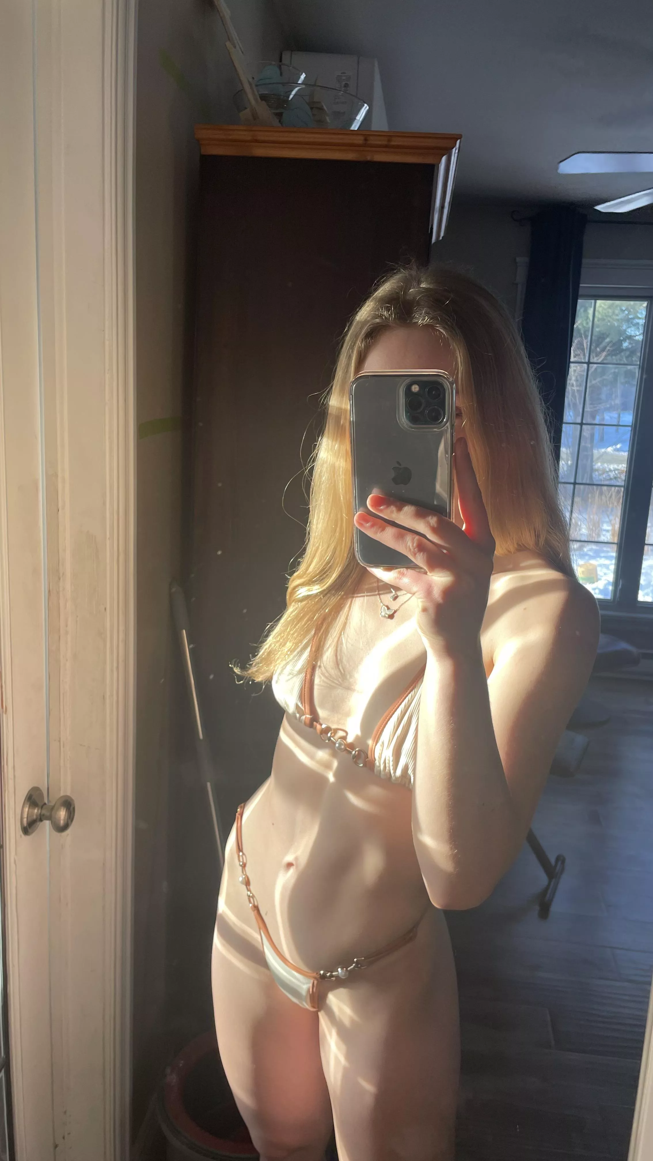 Natalie Grace (@nextdoornatalie.1) posted by LimissLilbliss