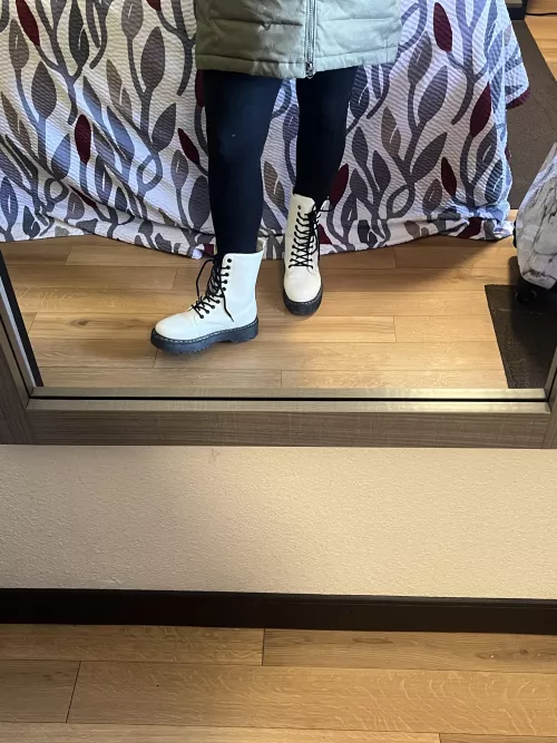 New boots 🤤 by Purple_Rush_9667