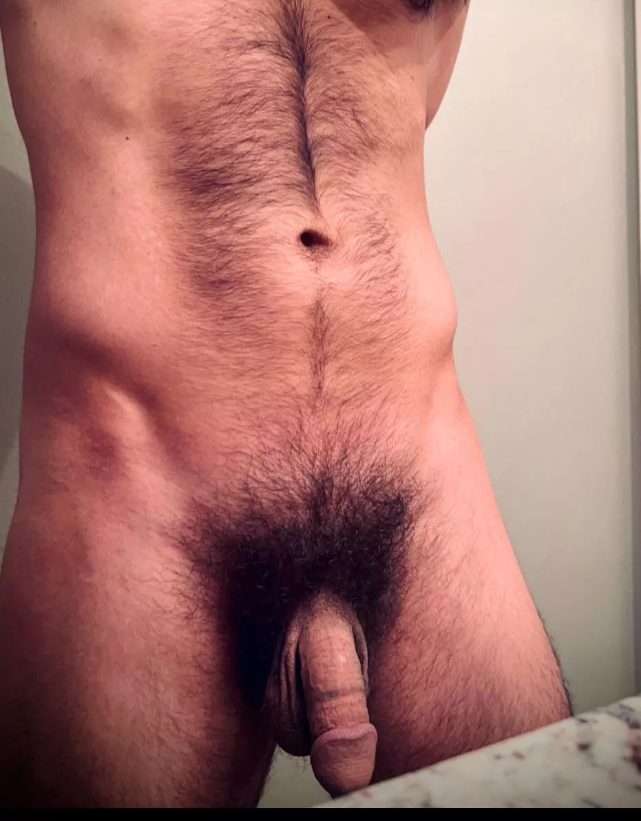 No grays yet on this 40 year old dick. posted by martymcfliez