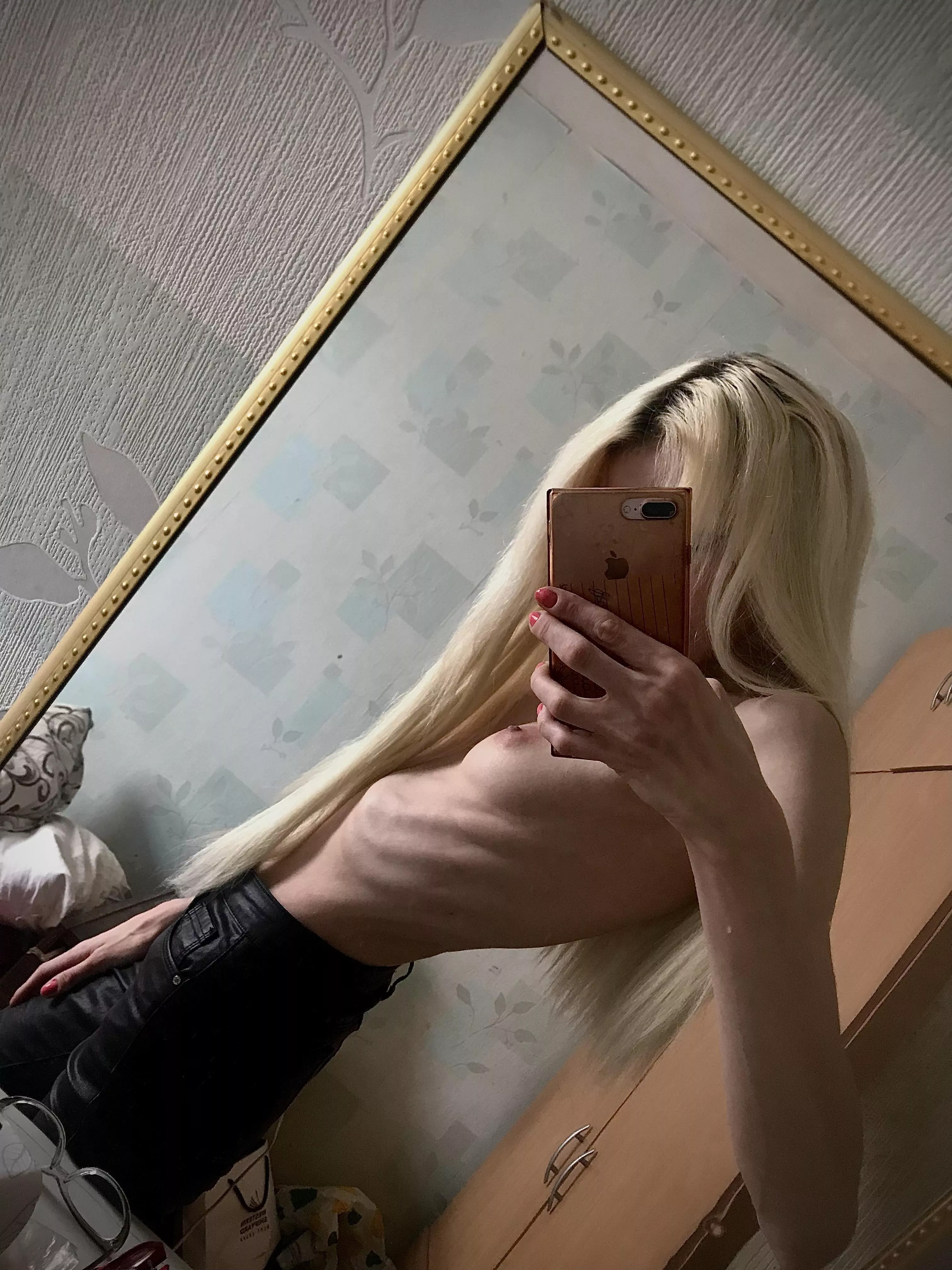 Ribs FLASH ❤️ posted by Lastrawberrymaddie