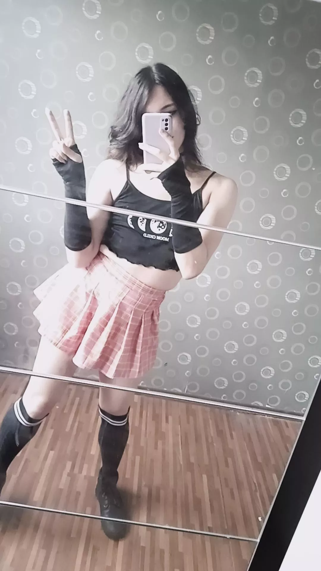 Skirts >w< posted by HanzoMikoto