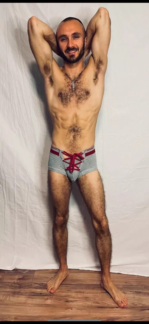 So comfy in this 🥵 by JonOnline95