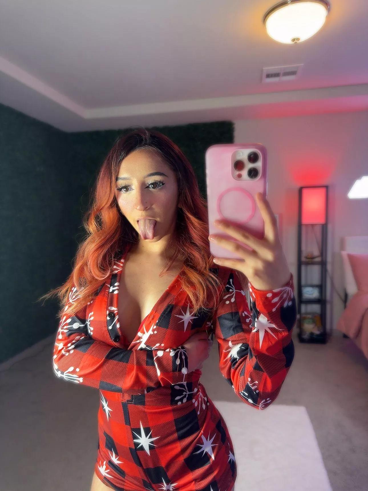 the sluttiest 4’11 latina youll ever cum to 👅 [cam] [dom] [gfe] [sext] [pic] [rate] [vid] (pricing below) posted by tuttiifruttiibaby