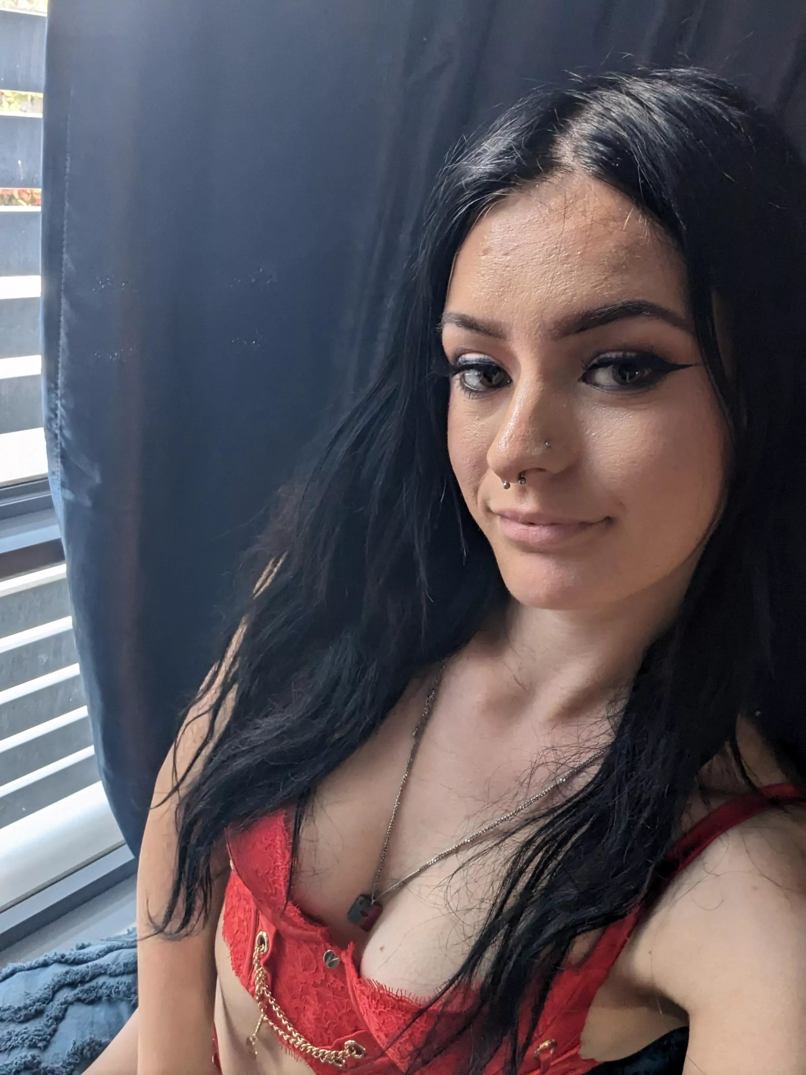 this sweet girl needs to feel used posted by Manganyx