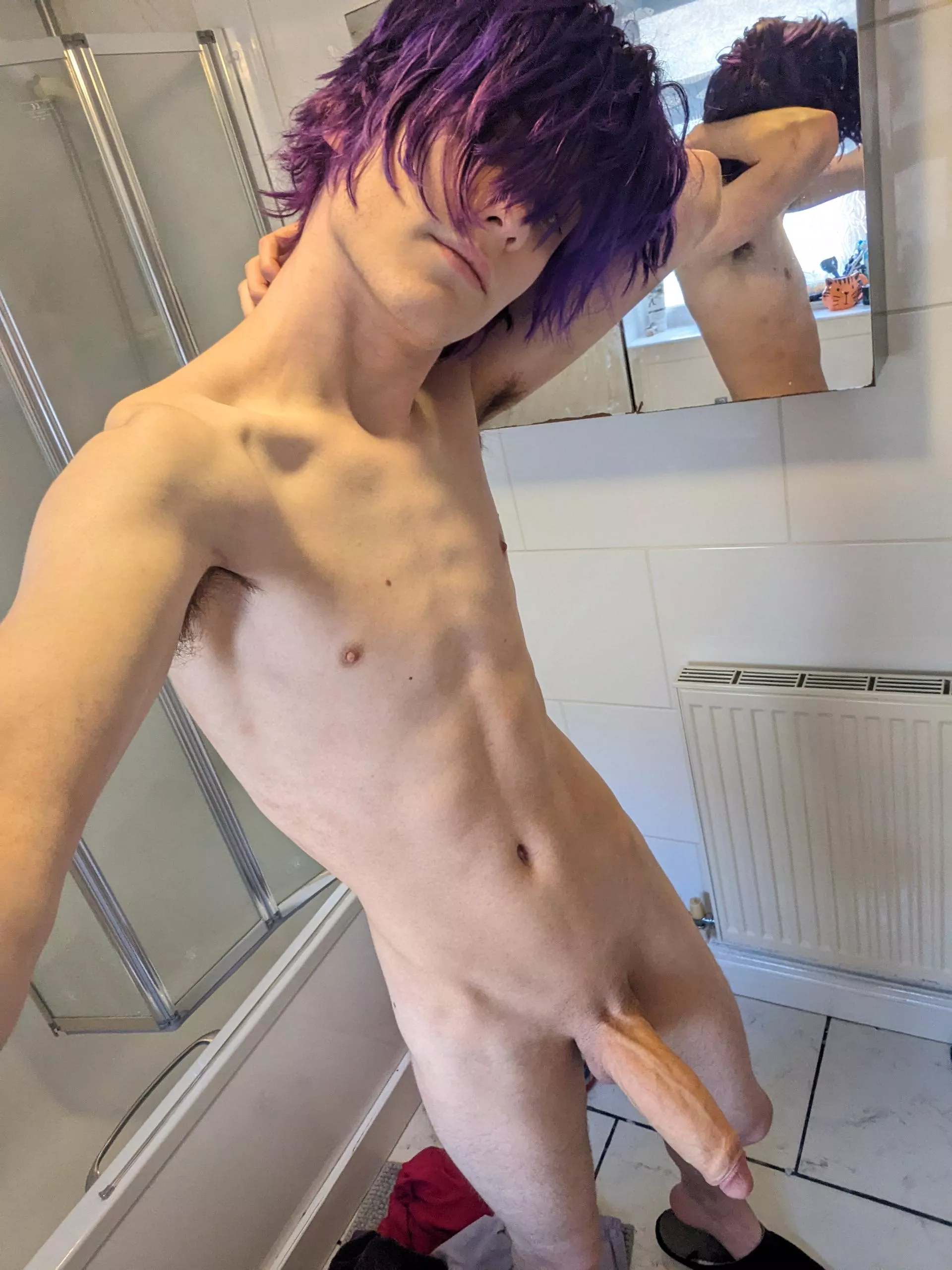 Twink with purple hair? :3 posted by femboynekowo