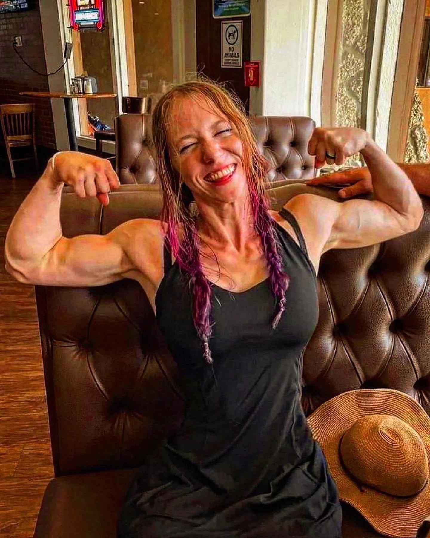 Who's gonna give me a facial? posted by wendylov00