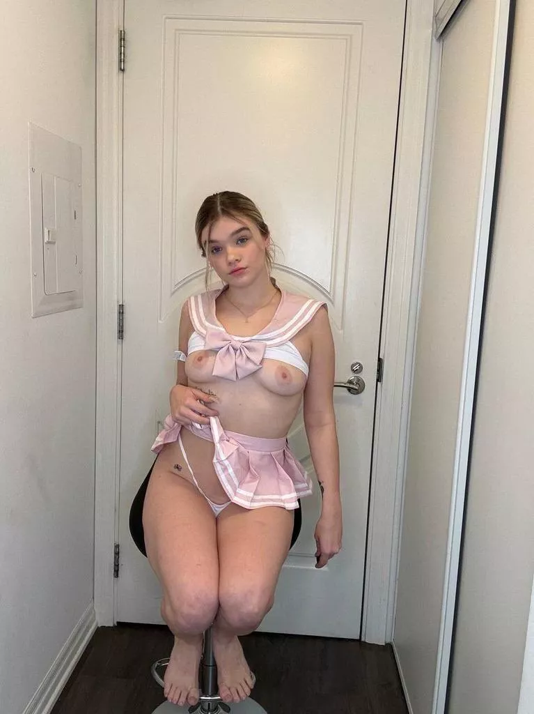 Would you fuck an 18yo blonde school girl posted by AdWise9844