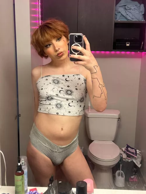 Would you like to know what's this little bulge can do? by comfortable_begun