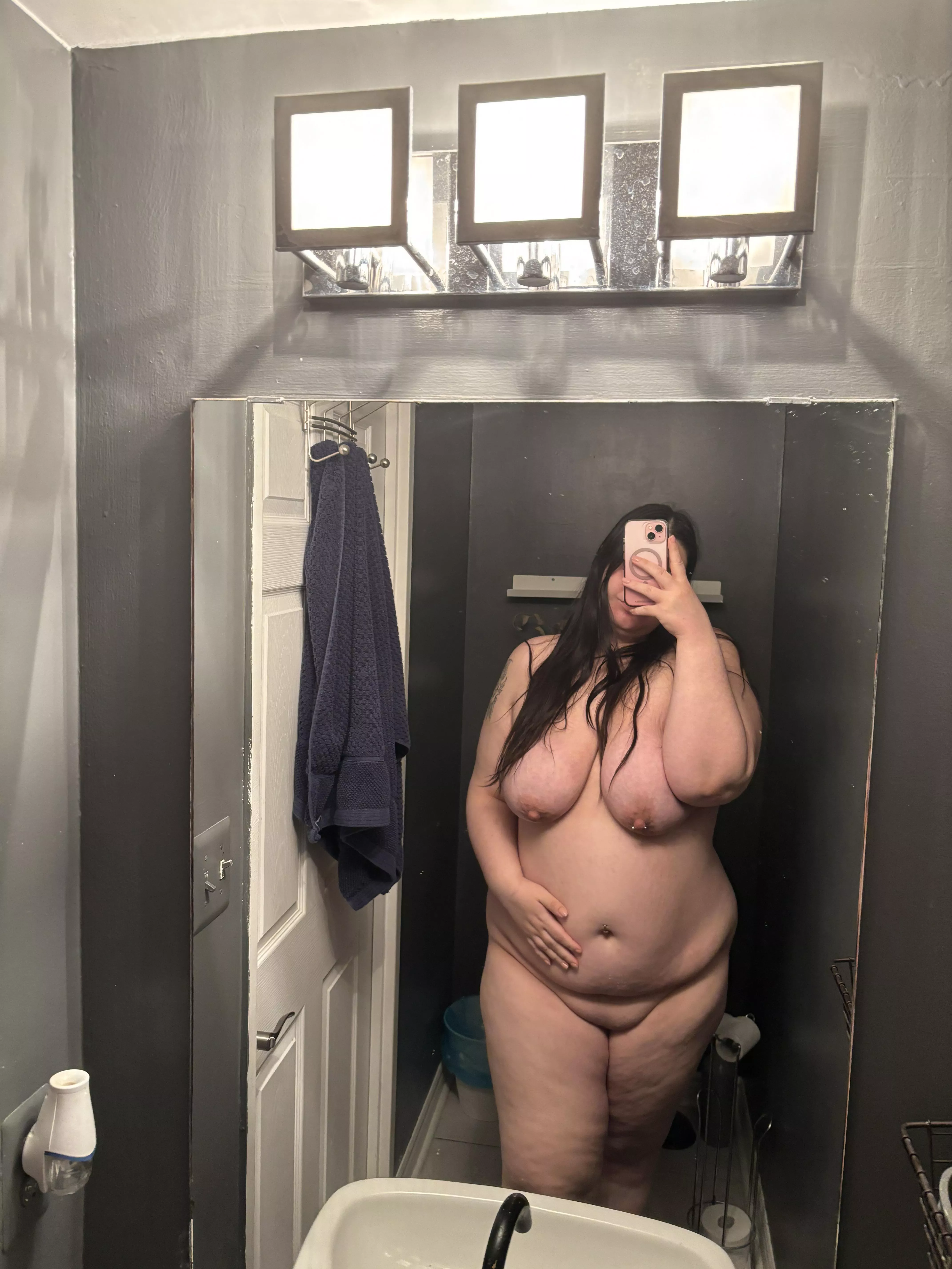 24 5’10 300lb posted by NikkiCumpockets