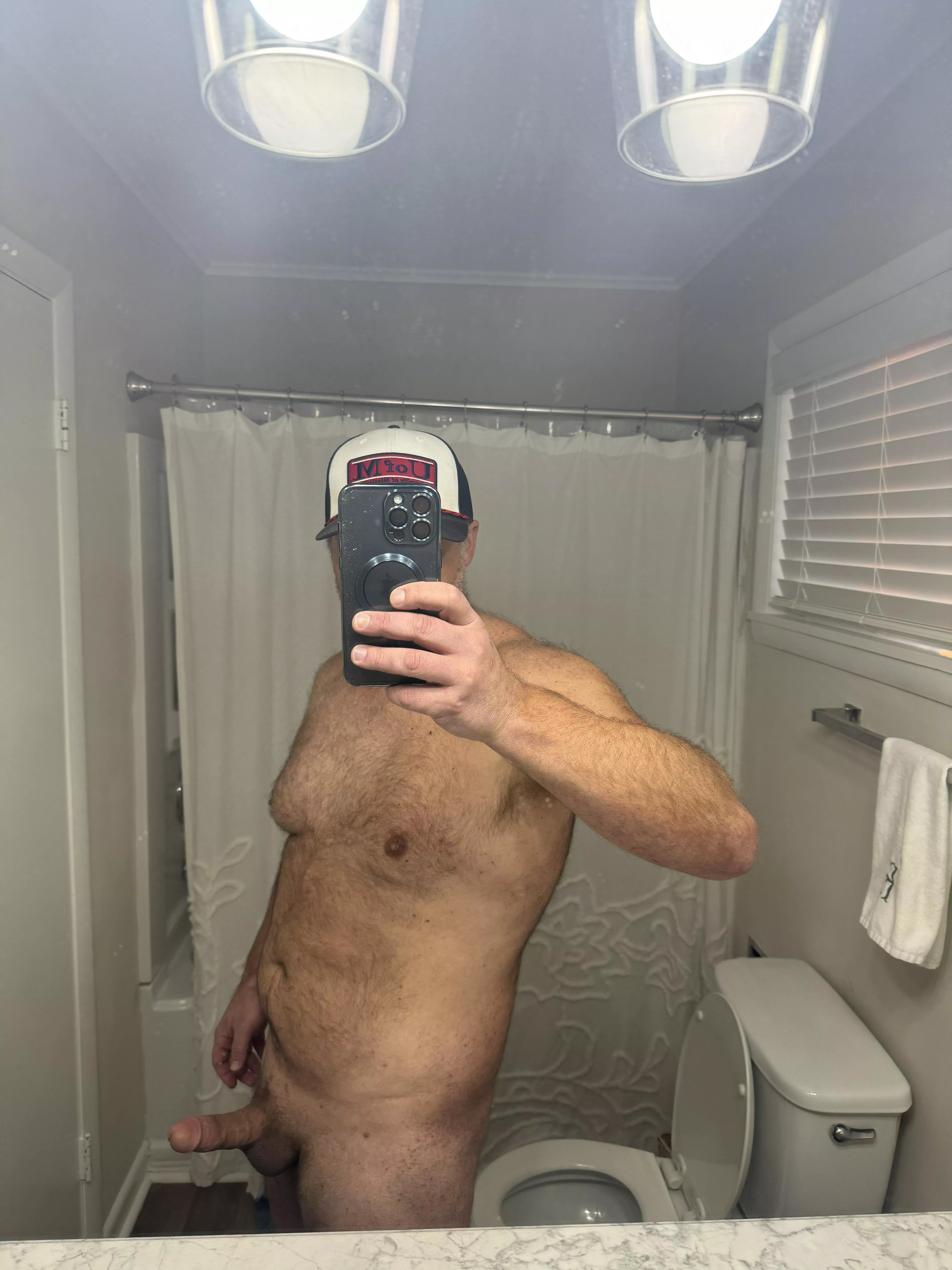 (41) lost 40 lbs still need to lose 15 but getting close to fit posted by UpsetPen8403