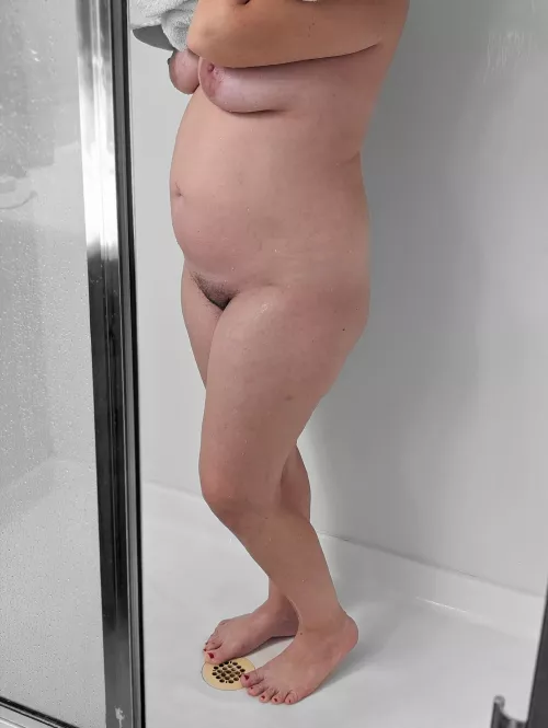 Are curvy pregnant girls your thing by FireAmy24