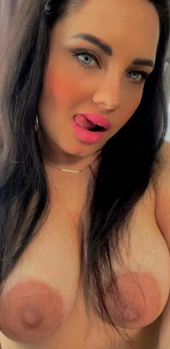 are you a fan of natural tits? posted by Financial-Ad757