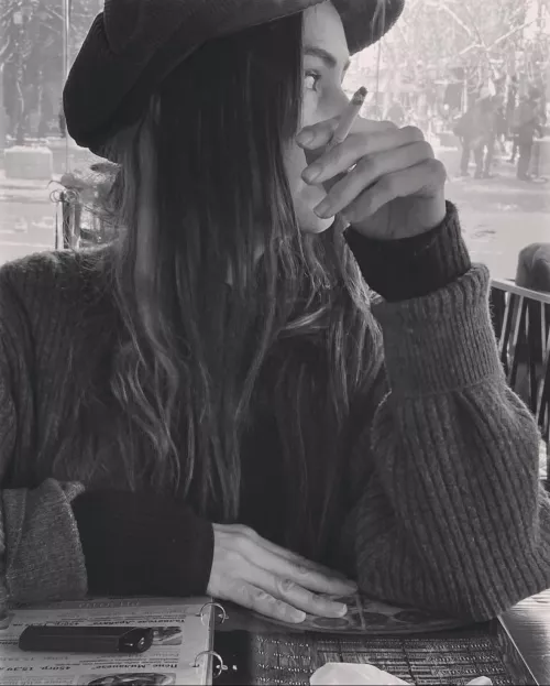 Awaiting her coffee by darkpoetries