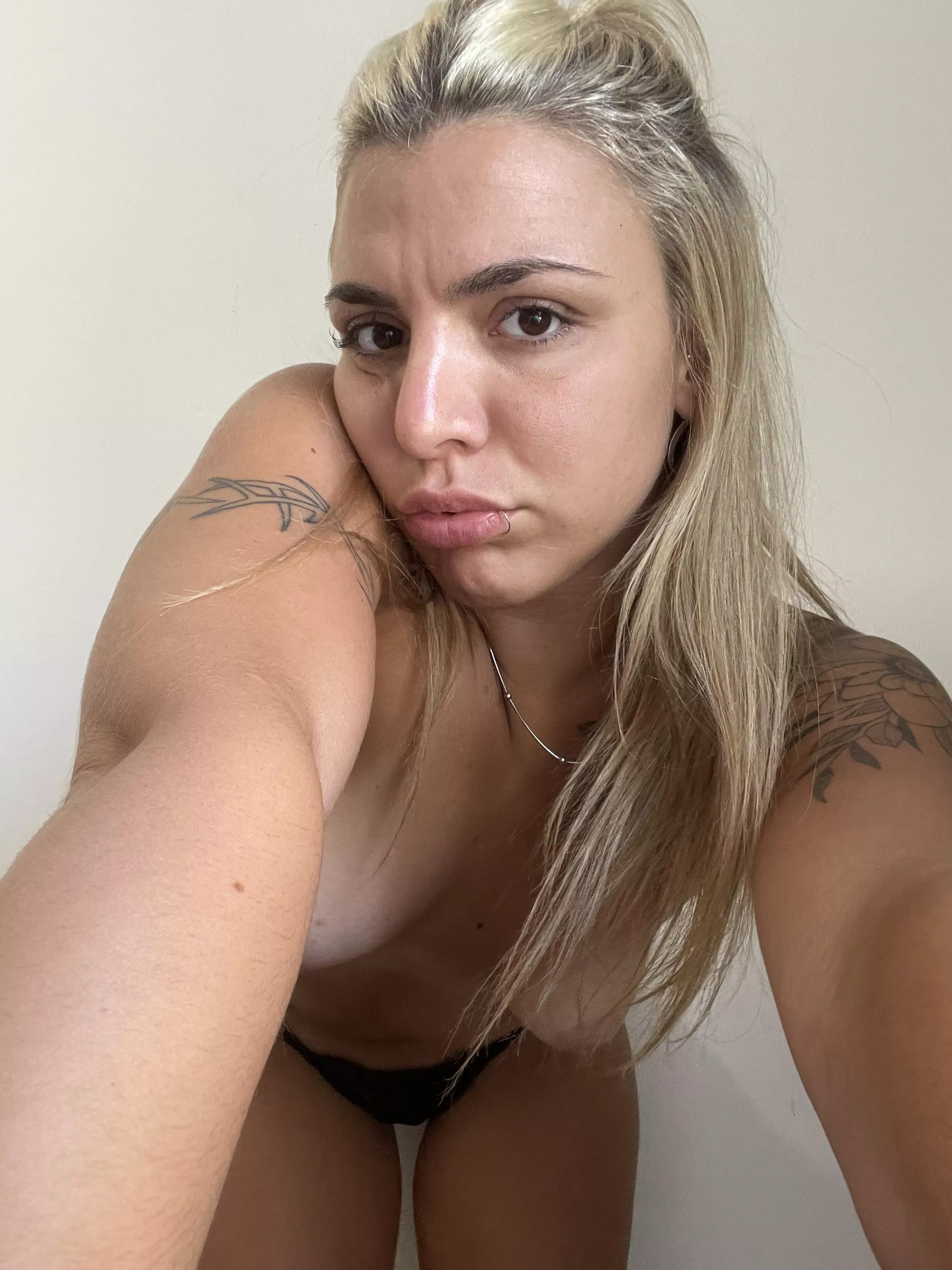 Blonde petite and Beautiful posted by Honey-KissXe