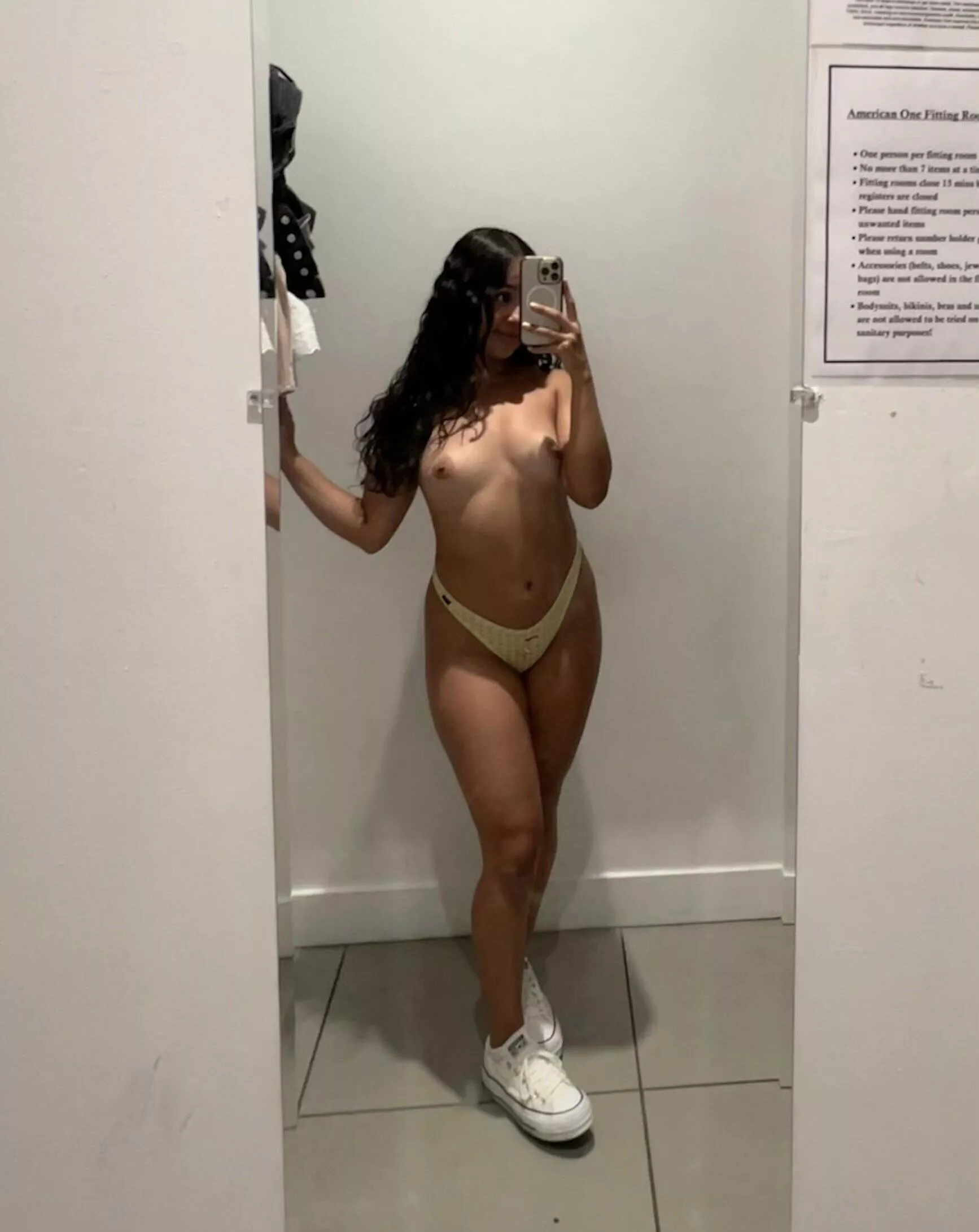 Brunette or blonde? posted by najkijdasa