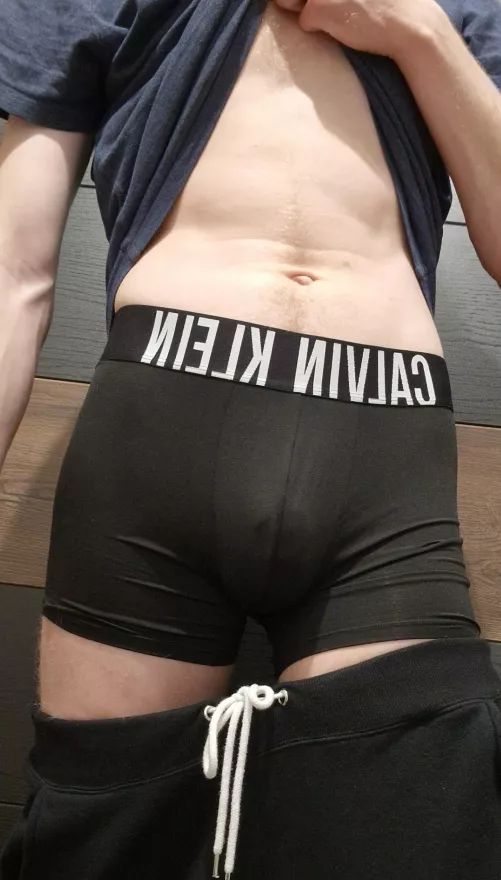 Can I sleep at your place tonight? by __Hannibal_Lecter__