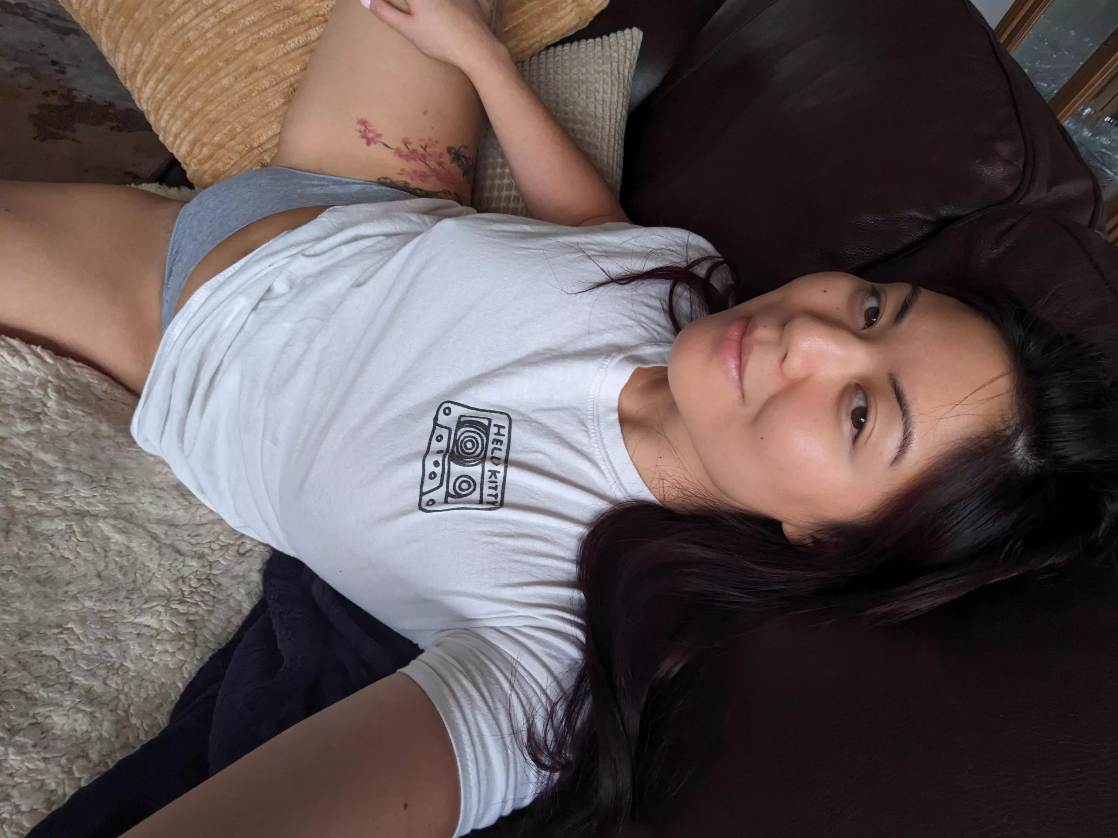 Comfy cozy [f] posted by katwaii