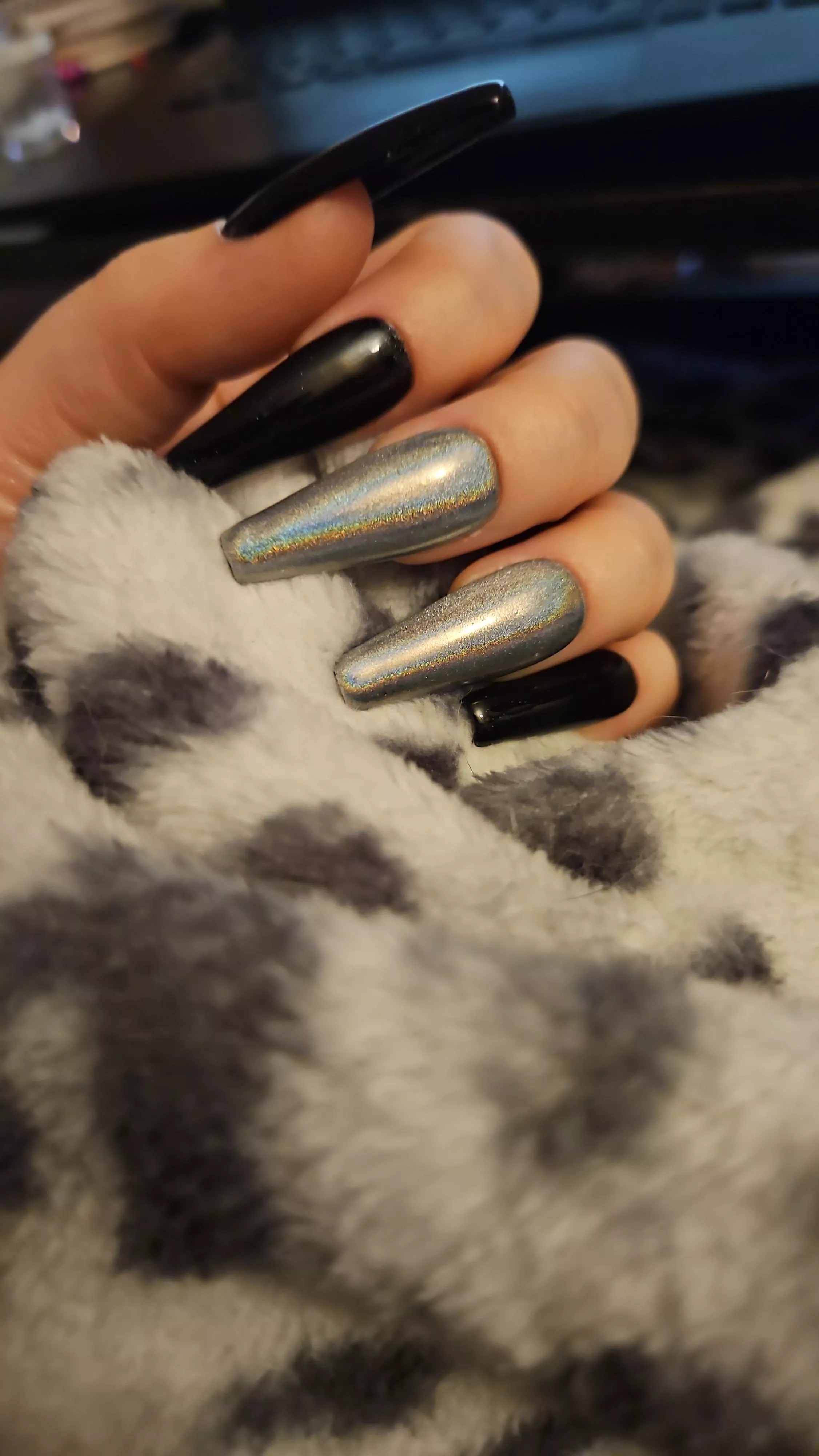 Do you like long nails? [OC] posted by xDixonCiderx