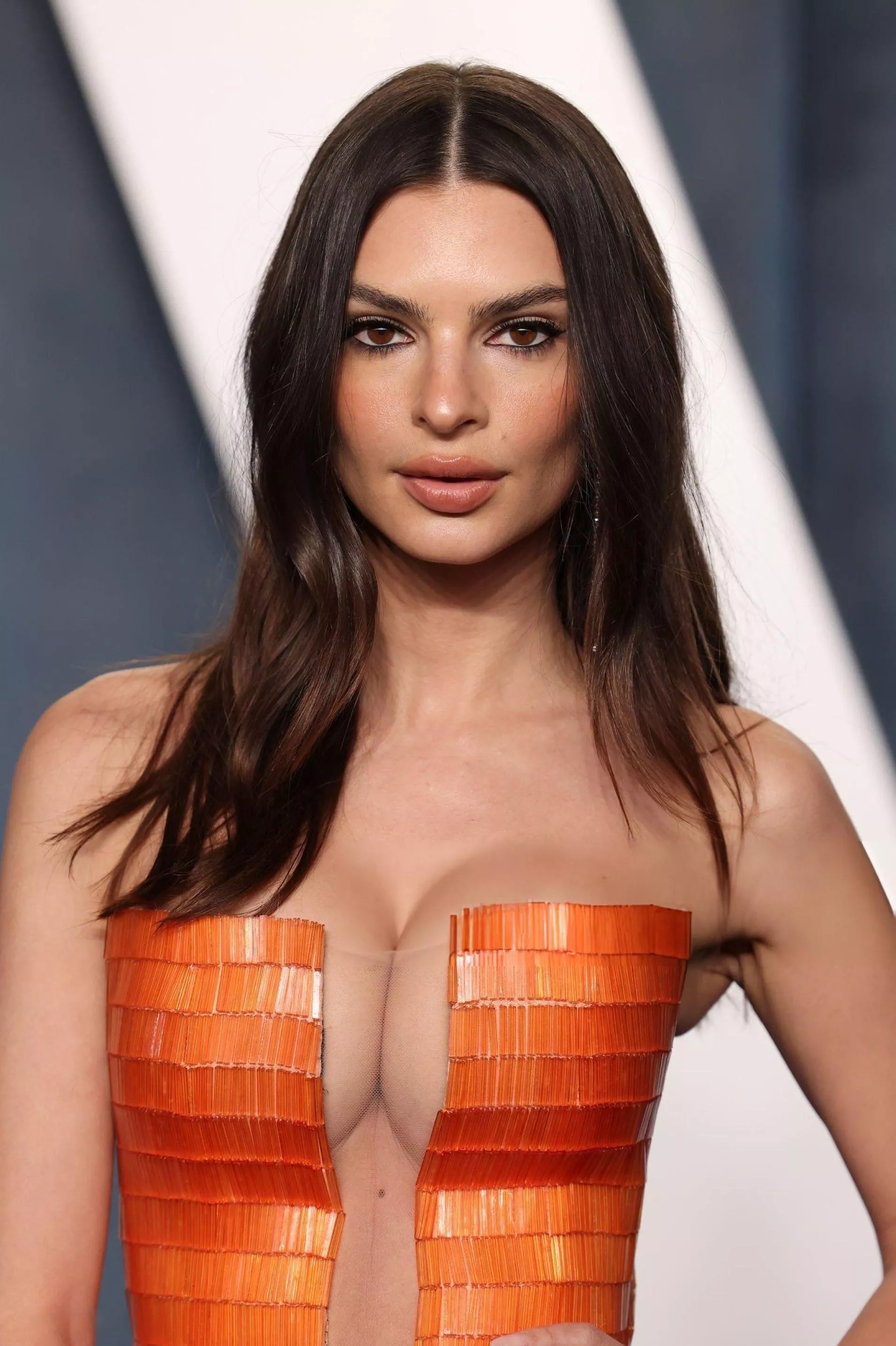 Emily Ratajkowski posted by Mysterious-Radish-64