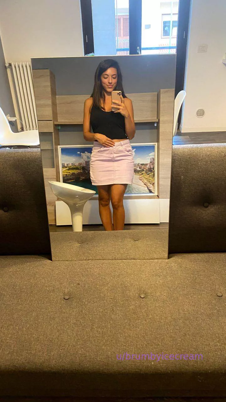 feelin pretty in pink, im totally crushin on this cute outfit, missin u baby F19 posted by brumbyicecream