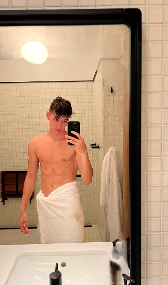 good morning wood guys posted by binoteg457