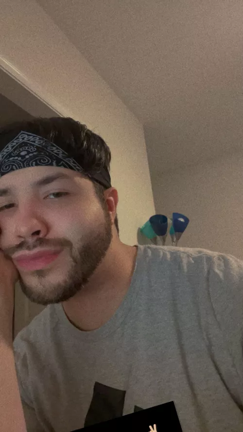 Happy tuesday ☺️ what’s everyone playing today? by joeycx_