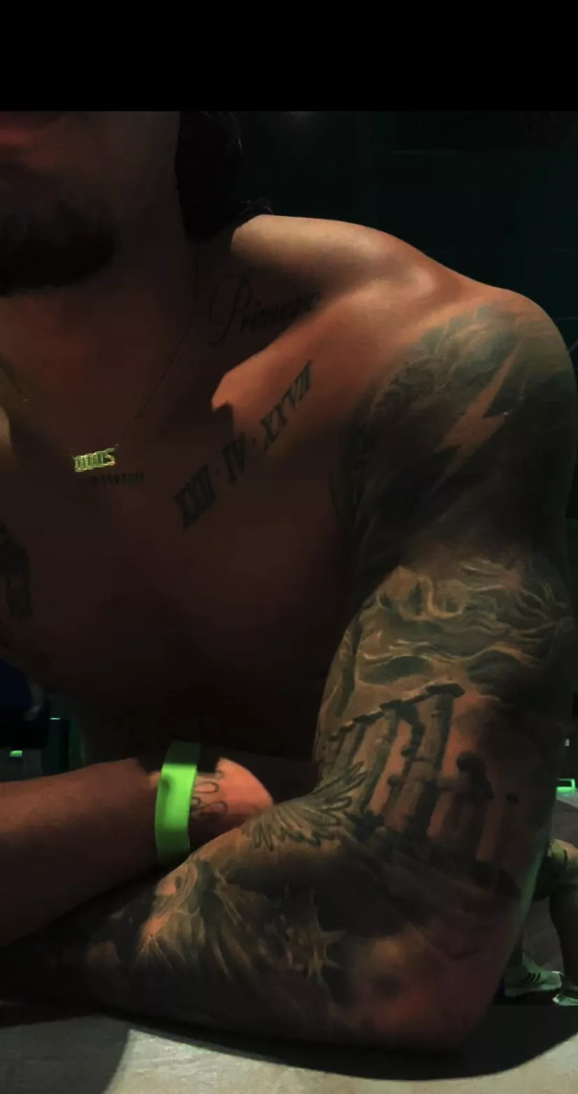 I’m on TikTok and Insta hmu posted by No-Chemical5390