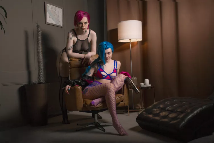 Jinx (CarryKey), Vi (Yatochka) by CarryKey