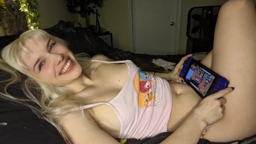 Let's cuddle and play cozy games! by papertigerrin