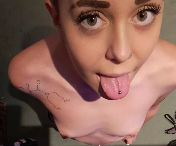 Lets put the cum this way by Lipstick_lovere