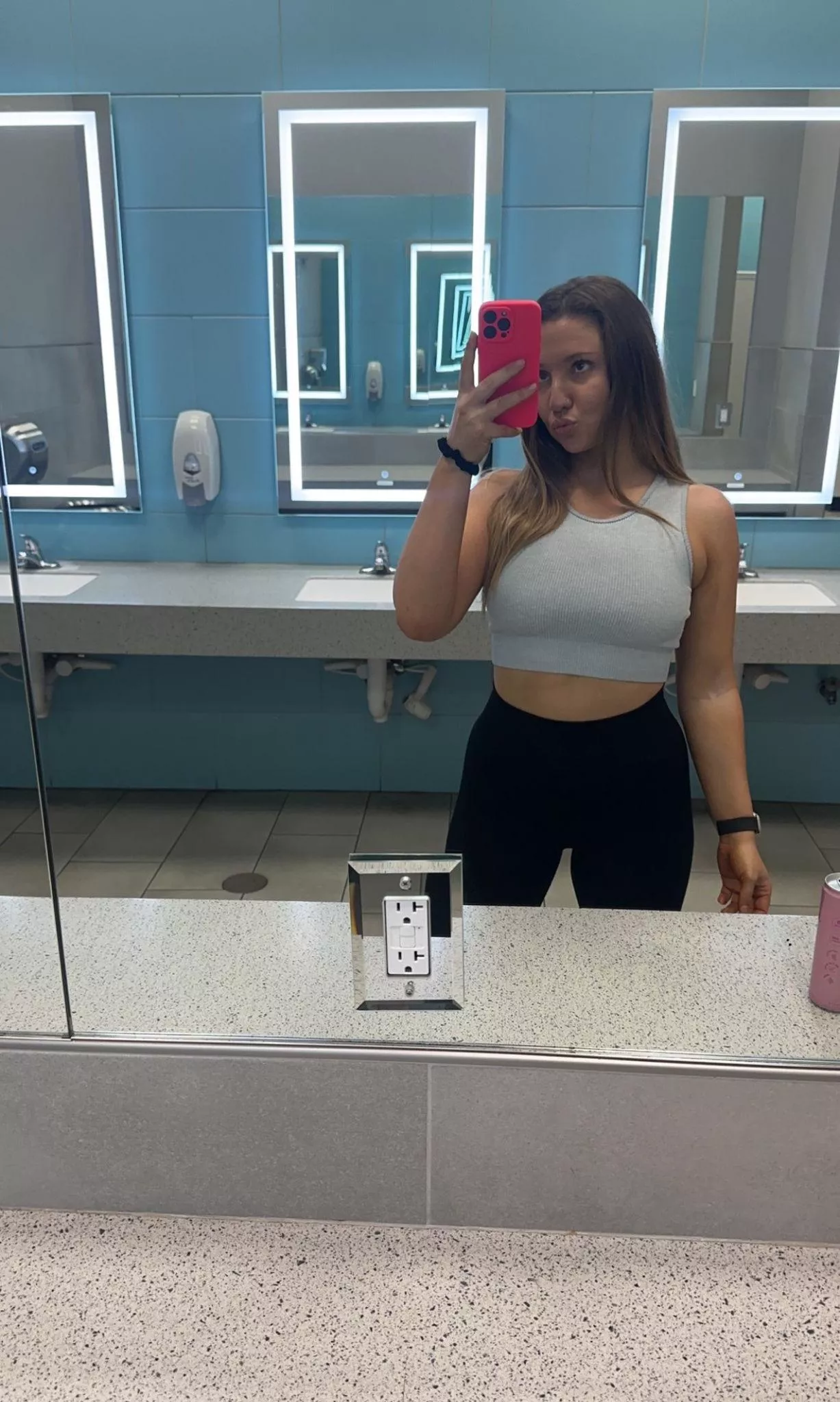 Looking good, feeling good posted by Scutiferorm