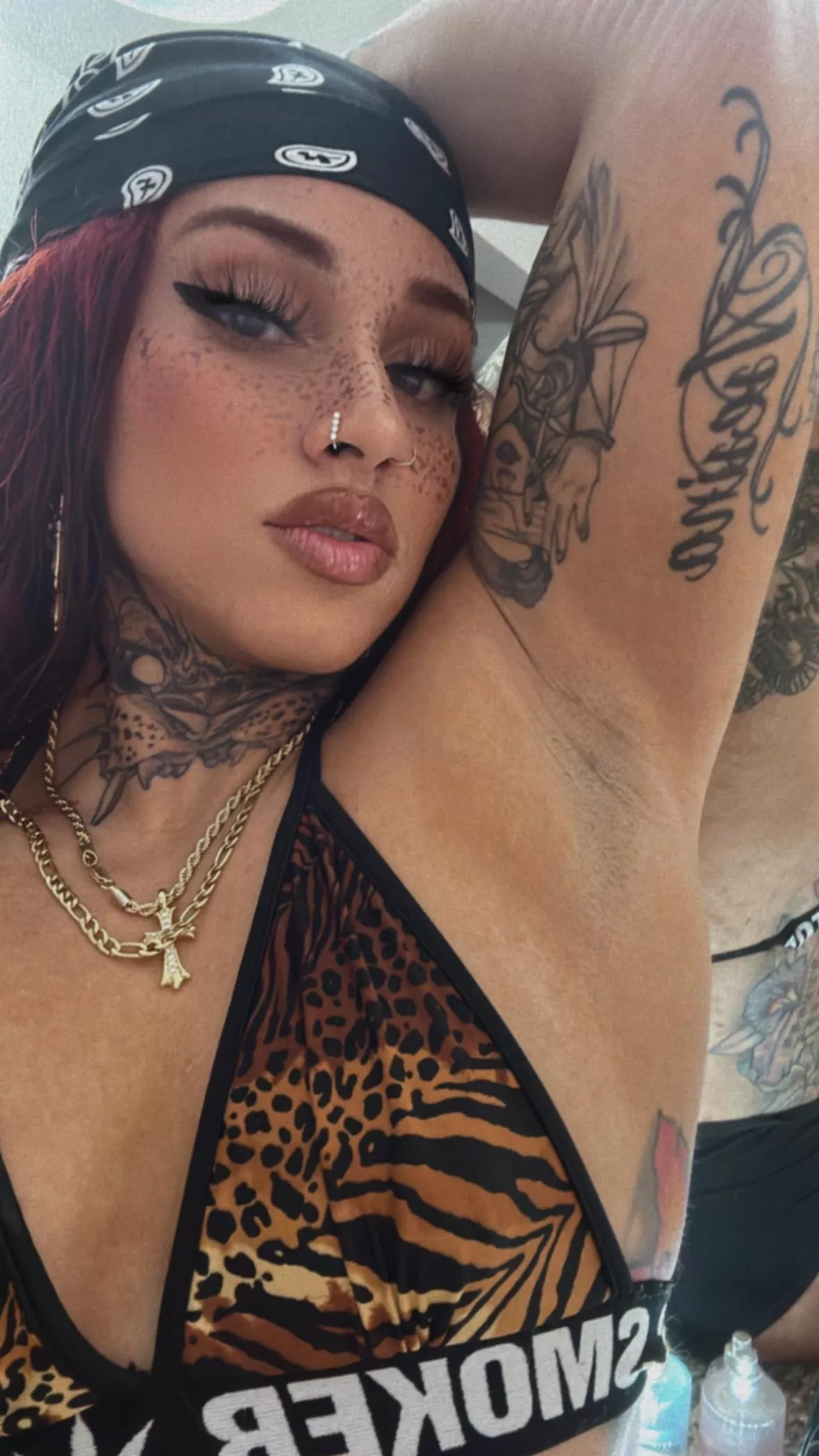 My armpits can do a lot of nasty things posted by Alexia_Richard