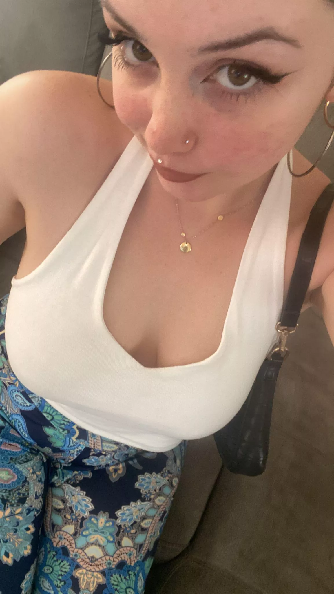 On your first date, are you brave enough to be yourself? posted by xvulpignx