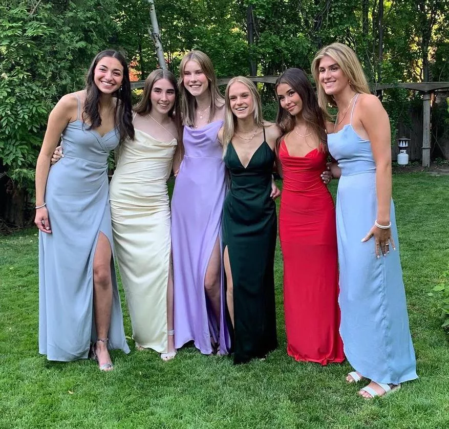 Pick one prom girl (all 18) [6] posted by HaileyandKendall