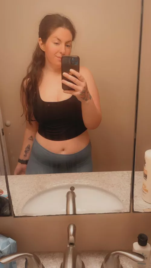 Post peloton and core day selfie. Need a shower and massage asap!! [F] by Ivory_Reign